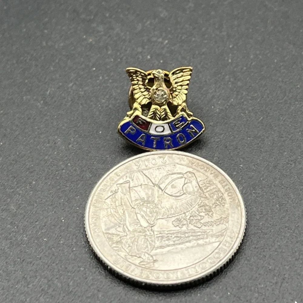 FOE Fraternal‎ Order Of Eagles Patron Lapel Hat Pin